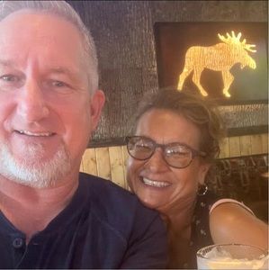 Meet your Posher, Larry